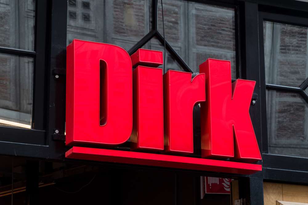 wond vertrouwen Moedig aan Nederland verliest retailicoon Dirk van den Broek - RetailDetail BE