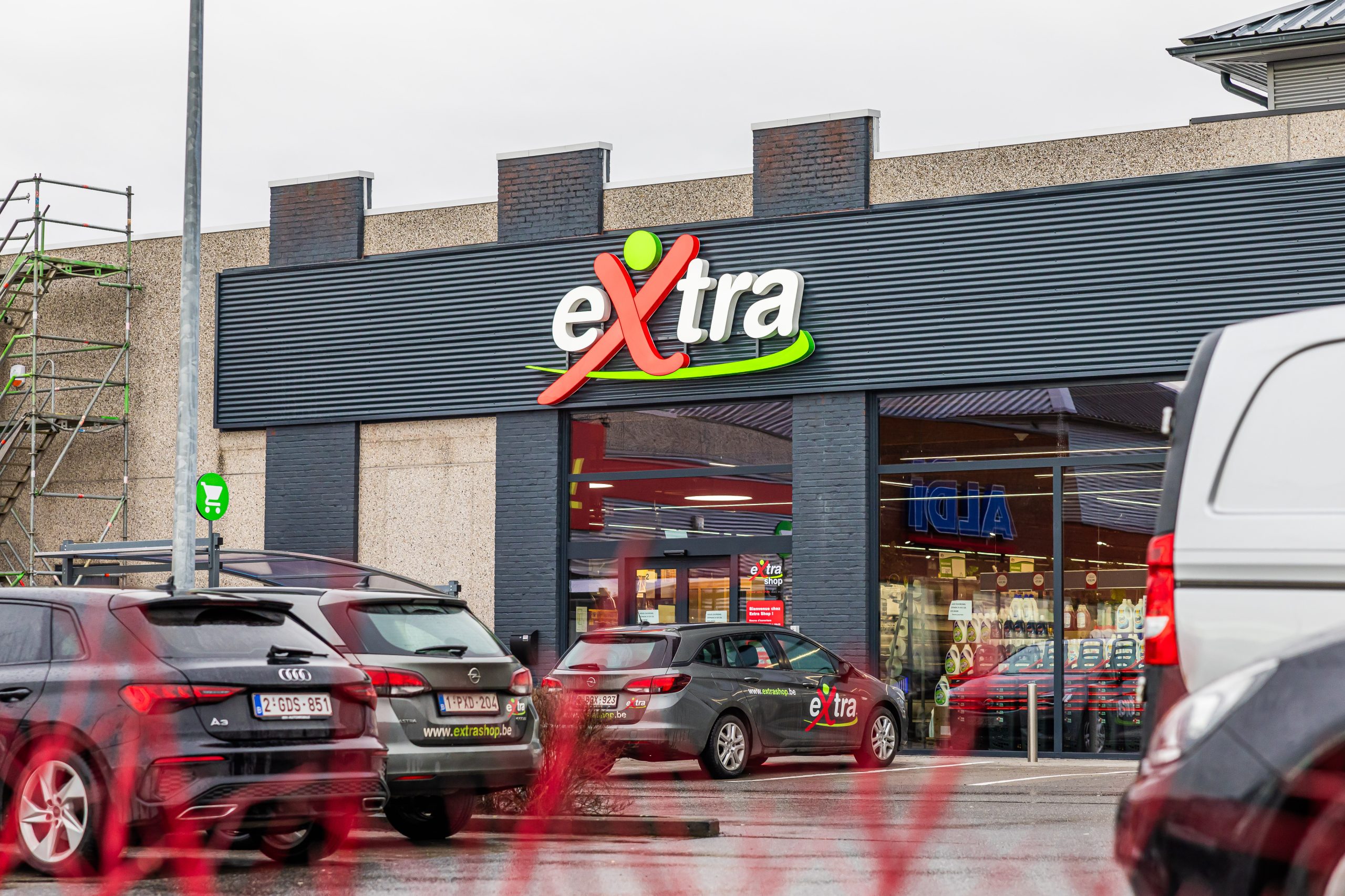 [En images] Extra Shop ouvre son 45ème magasin grâce à un employé ...