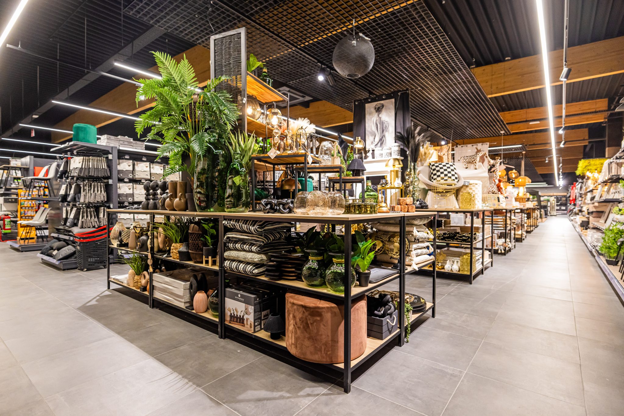 [In Beeld] Extra Shop vindt 45e winkel dankzij medewerker - RetailDetail BE
